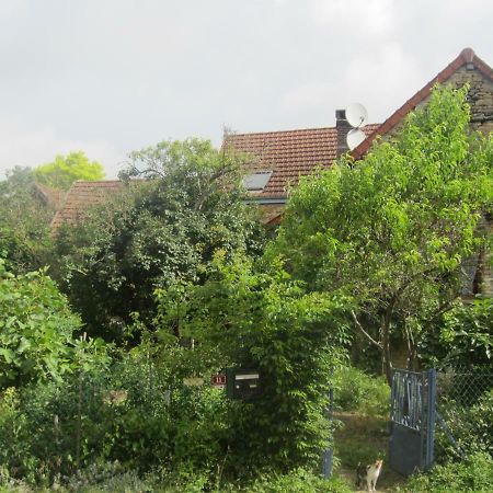 Bed and Breakfast Oniros Neuffontaines Exterior foto